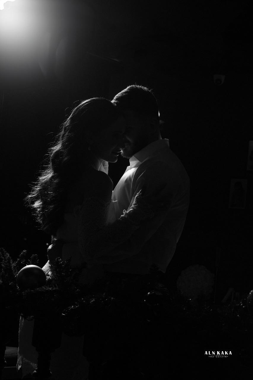 Silhouette of Nuhayl and Helen